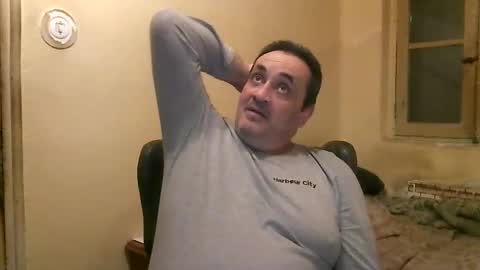 Snapshot of karlpal chatting on February 23, 2:29 am karlpal online show from February 23, 2:29 am