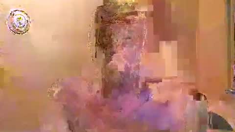 Snapshot of karlpal chatting on September 21, 2:02 am karlpal online show from September 21, 2:02 am