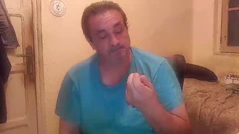 Snapshot of karlpal chatting on October 18, 5:10 am karlpal online show from October 18, 5:10 am