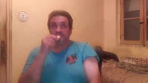 Snapshot of karlpal chatting on November 1, 6:15 am karlpal online show from November 1, 6:15 am