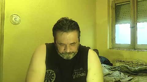 Snapshot of karlpal chatting on April 26, 6:44 am karlpal online show from April 26, 6:44 am