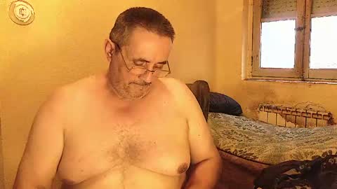 Snapshot of karlpal chatting on May 20, 6:47 pm karlpal online show from May 20, 6:47 pm