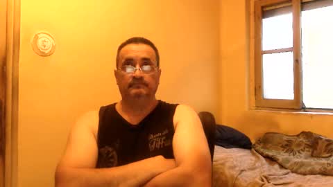 Snapshot of karlpal chatting on May 24, 5:34 am karlpal online show from May 24, 5:34 am