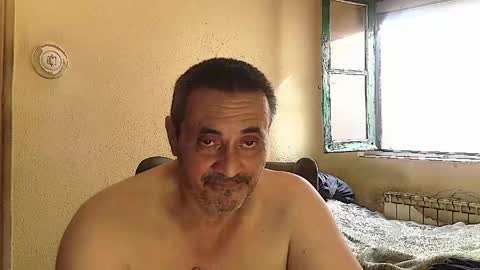 Snapshot of karlpal chatting on May 27, 5:10 pm karlpal online show from May 27, 5:10 pm