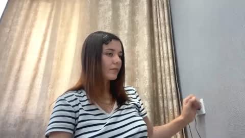 Snapshot of karlpapania chatting on June 16, 3:36 pm karlpapania online show from June 16, 3:36 pm