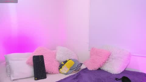 Snapshot of karly__rios chatting on July 29, 3:37 am Karlyy online show from July 29, 3:37 am