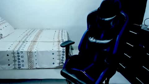 karly. online show from February 17, 1:24 am