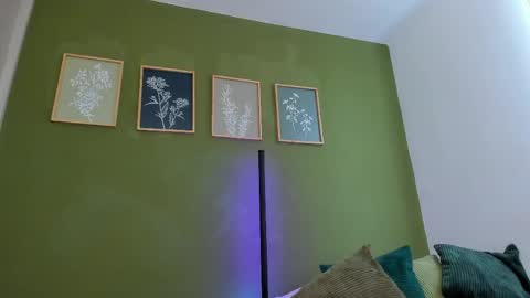 Karlye online show from May 11, 6:38 pm