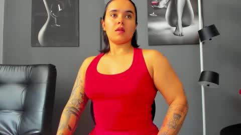   online show from November 20, 3:23 pm