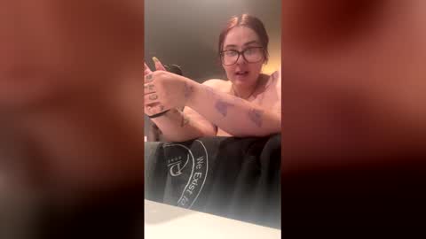 karmastacks online show from April 21, 1:07 am