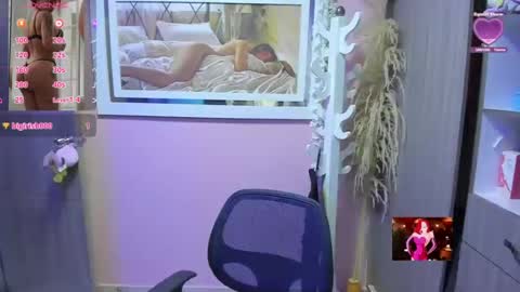 Snapshot of karol_milf__ chatting on July 3, 8:48 pm kAROL MILF online show from July 3, 8:48 pm