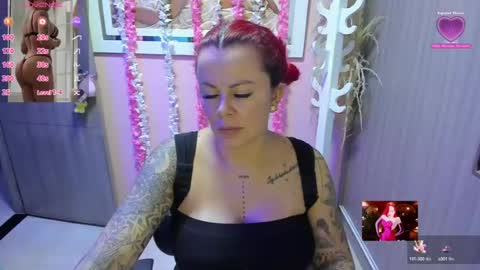 Snapshot of karol_milf__ chatting on July 11, 8:11 pm kAROL MILF online show from July 11, 8:11 pm