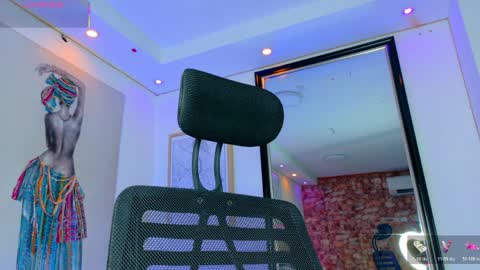 KAROL SCOTT online show from March 31, 8:20 pm