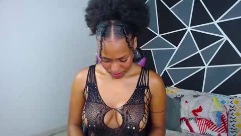 Snapshot of karol_the_warrior chatting on October 13, 10:43 pm Karol online show from October 13, 10:43 pm