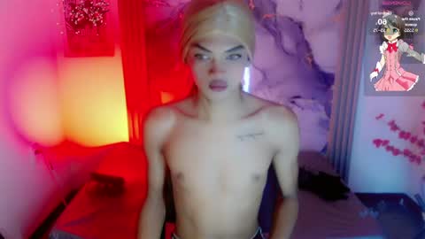 Snapshot of karol_vanessa__ chatting on May 14, 11:39 am karol Vanessa online show from May 14, 11:39 am