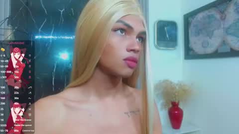 Snapshot of karol_vanessa__ chatting on June 14, 10:34 pm karol Vanessa online show from June 14, 10:34 pm