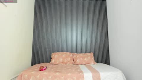 katalina online show from March 17, 2:27 am