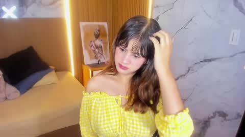 karolagrey online show from April 7, 12:38 pm