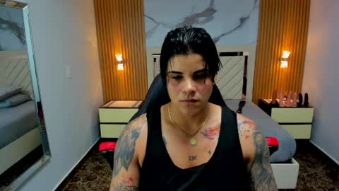 Karol and Luna online show from April 6, 7:26 pm