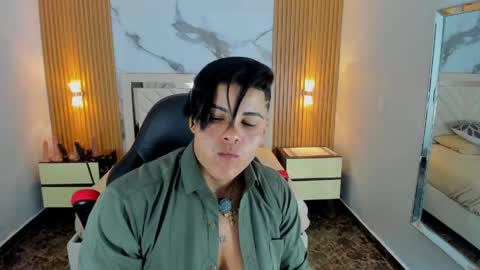 Karol and Luna online show from May 22, 7:41 pm