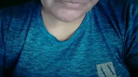 karolbb online show from December 15, 8:25 pm