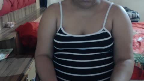 karolbb21 online show from April 3, 11:14 pm