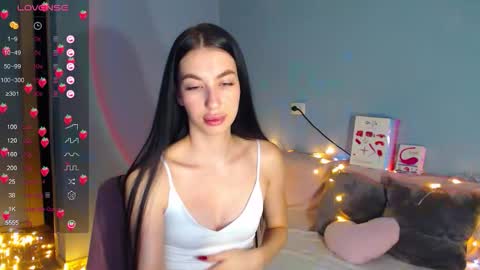 Kira online show from October 6, 2:09 am