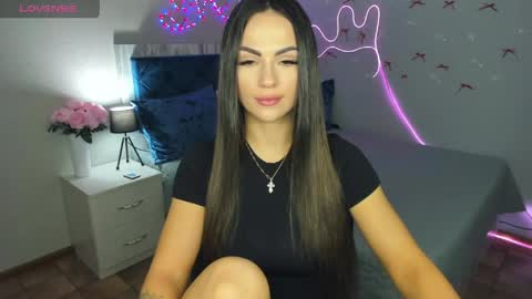 Snapshot of karolinasykes chatting on May 20, 5:35 am Karolina online show from May 20, 5:35 am