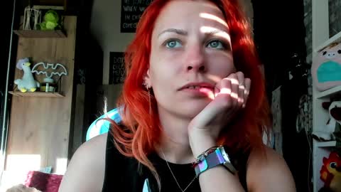 karoline121 online show from April 8, 3:23 pm