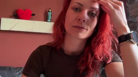 Snapshot of karoline121 chatting on May 11, 11:38 am karoline121 online show from May 11, 11:38 am