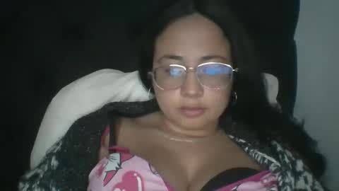 karoline_queen26 online show from March 3, 6:19 am