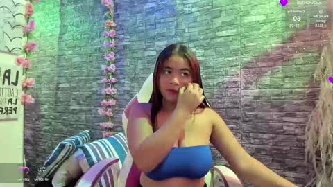 Snapshot of karoll__sex chatting on October 2, 2:02 pm KAROLL online show from October 2, 2:02 pm