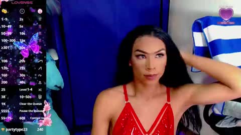 Snapshot of karoll_scoott chatting on January 9, 1:29 am karol online show from January 9, 1:29 am