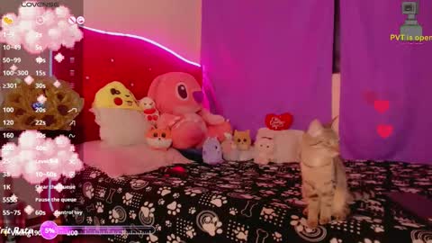 Snapshot of karoll_scoott chatting on November 18, 11:25 am karol online show from November 18, 11:25 am