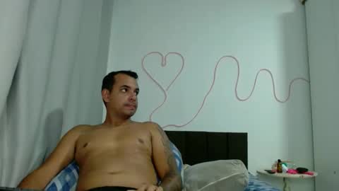 Tamires e Maicon online show from January 16, 7:07 pm