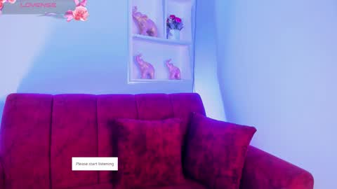 Kasandra Grant online show from February 17, 7:20 pm