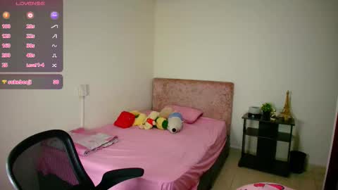 Snapshot of kassandra_0304 chatting on November 8, 1:39 am Kassandra online show from November 8, 1:39 am