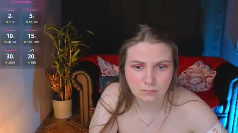 Snapshot of kassandra_williams chatting on May 18, 3:18 pm Kassandra online show from May 18, 3:18 pm
