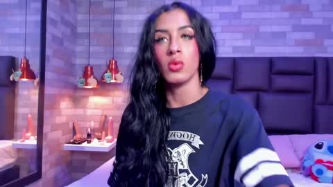 Snapshot of kassandraweked chatting on December 11, 4:42 pm Kassandra Weked online show from December 11, 4:42 pm