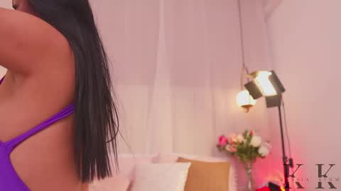 Snapshot of kassia_kim chatting on May 19, 1:33 am Kassia online show from May 19, 1:33 am
