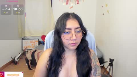 Snapshot of kat_ly_chan chatting on October 4, 5:22 pm Kat       online show from October 4, 5:22 pm