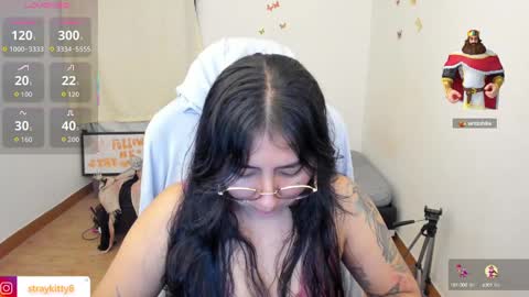 Snapshot of kat_ly_chan chatting on October 7, 1:47 am Kat       online show from October 7, 1:47 am