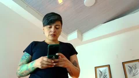 Snapshot of kat_paradisse chatting on July 29, 11:41 am kat paradisse online show from July 29, 11:41 am