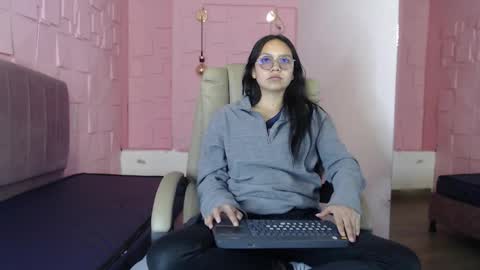 Katalina online show from March 21, 1:58 pm