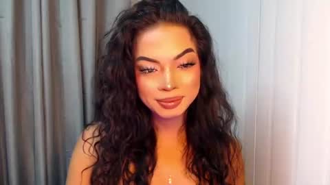 Snapshot of katalina_rouge chatting on March 26, 12:17 am IVY JANE online show from March 26, 12:17 am