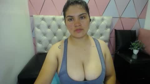 Snapshot of katalina_santana25 chatting on September 14, 7:02 pm katalina santana25 online show from September 14, 7:02 pm