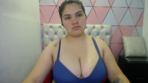 Snapshot of katalina_santana25 chatting on June 9, 7:03 pm katalina santana25 online show from June 9, 7:03 pm