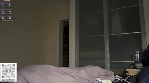 Snapshot of katana_white chatting on March 12, 4:46 pm meeellowmarsh - Instagram online show from March 12, 4:46 pm