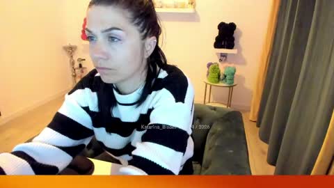    online show from April 28, 9:31 pm