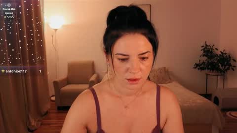 kate124680 online show from November 11, 10:54 pm